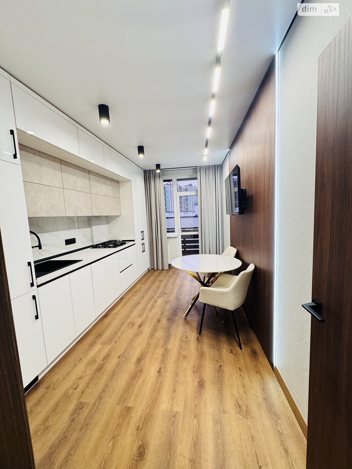 Продажа однокомнатной квартиры в Софиевской Борщаговке, на просп. Героев Небесной Сотни 16/8, фото 1 Продажа однокомнатной квартиры в Софиевской Борщаговке, на просп. Героев Небесной Сотни 16/8, фото 1