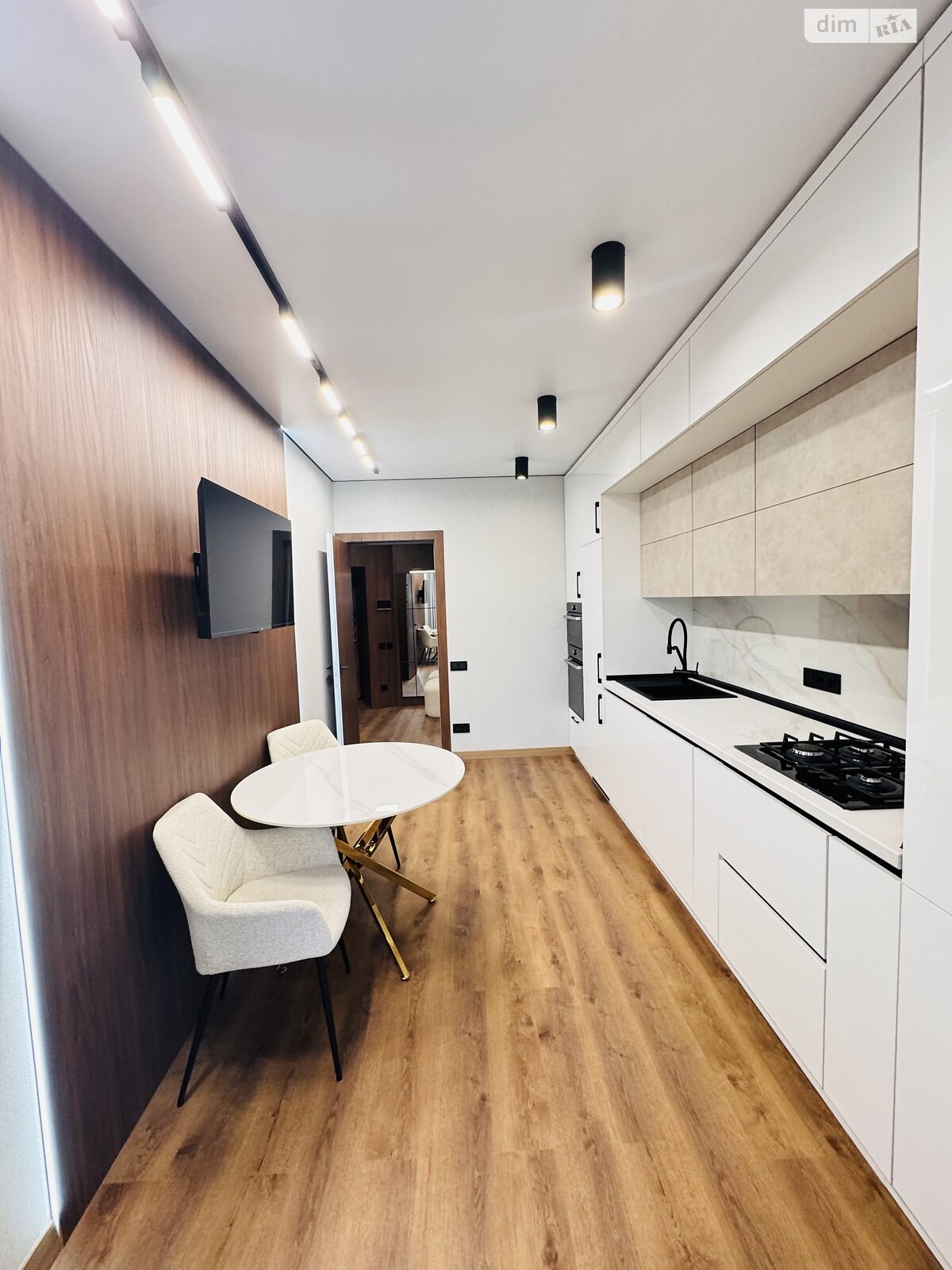 Продажа однокомнатной квартиры в Софиевской Борщаговке, на просп. Героев Небесной Сотни 16/8, фото 1 Продажа однокомнатной квартиры в Софиевской Борщаговке, на просп. Героев Небесной Сотни 16/8, фото 1