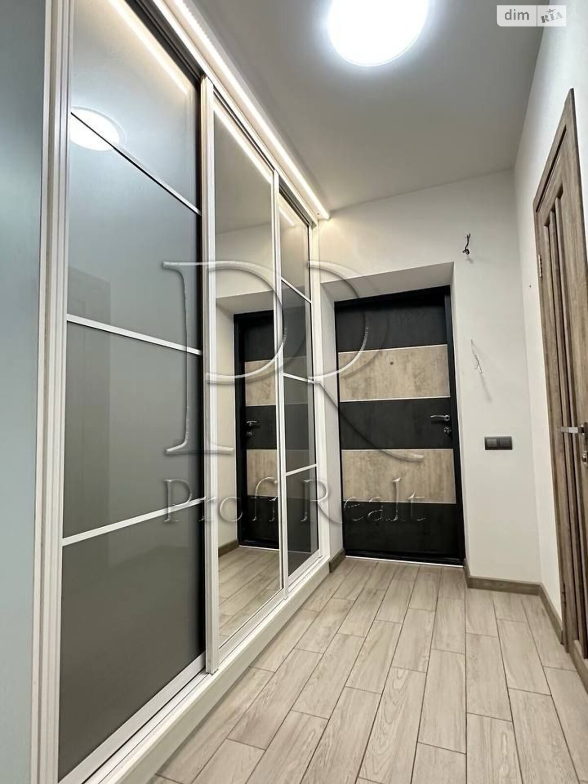 Продажа однокомнатной квартиры в Софиевской Борщаговке, на просп. Героев Небесной Сотни 16/22, фото 1 Продажа однокомнатной квартиры в Софиевской Борщаговке, на просп. Героев Небесной Сотни 16/22, фото 1