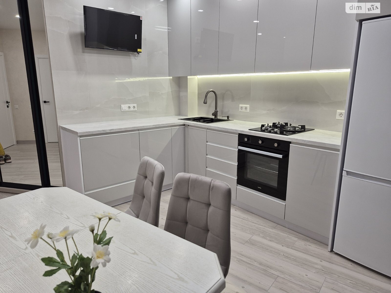 Продажа однокомнатной квартиры в Софиевской Борщаговке, на просп. Героев Небесной Сотни 20/10, фото 1 Продажа однокомнатной квартиры в Софиевской Борщаговке, на просп. Героев Небесной Сотни 20/10, фото 1