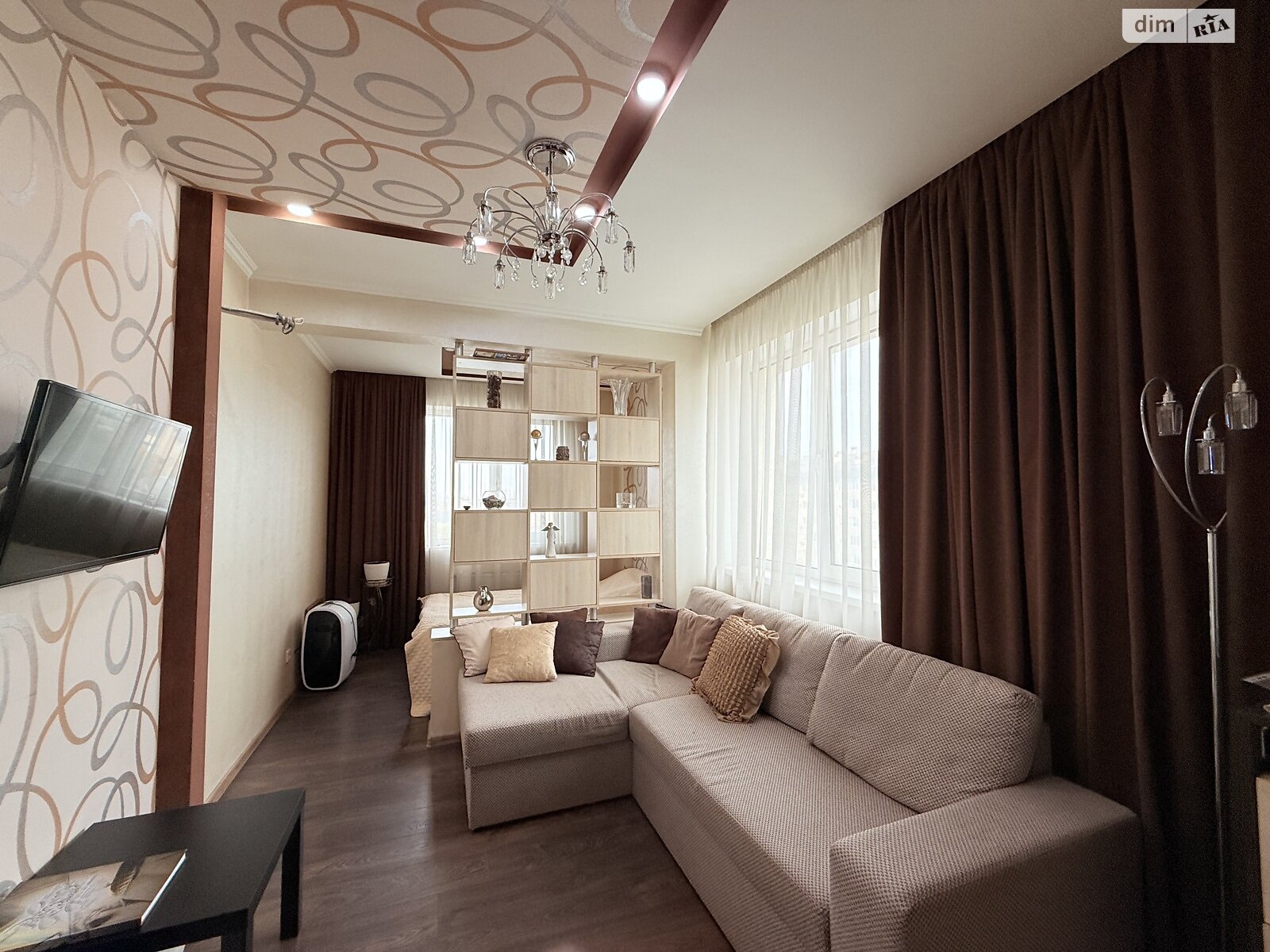 Продажа двухкомнатной квартиры в Софиевской Борщаговке, на ул. Ивана Франко 6, фото 1