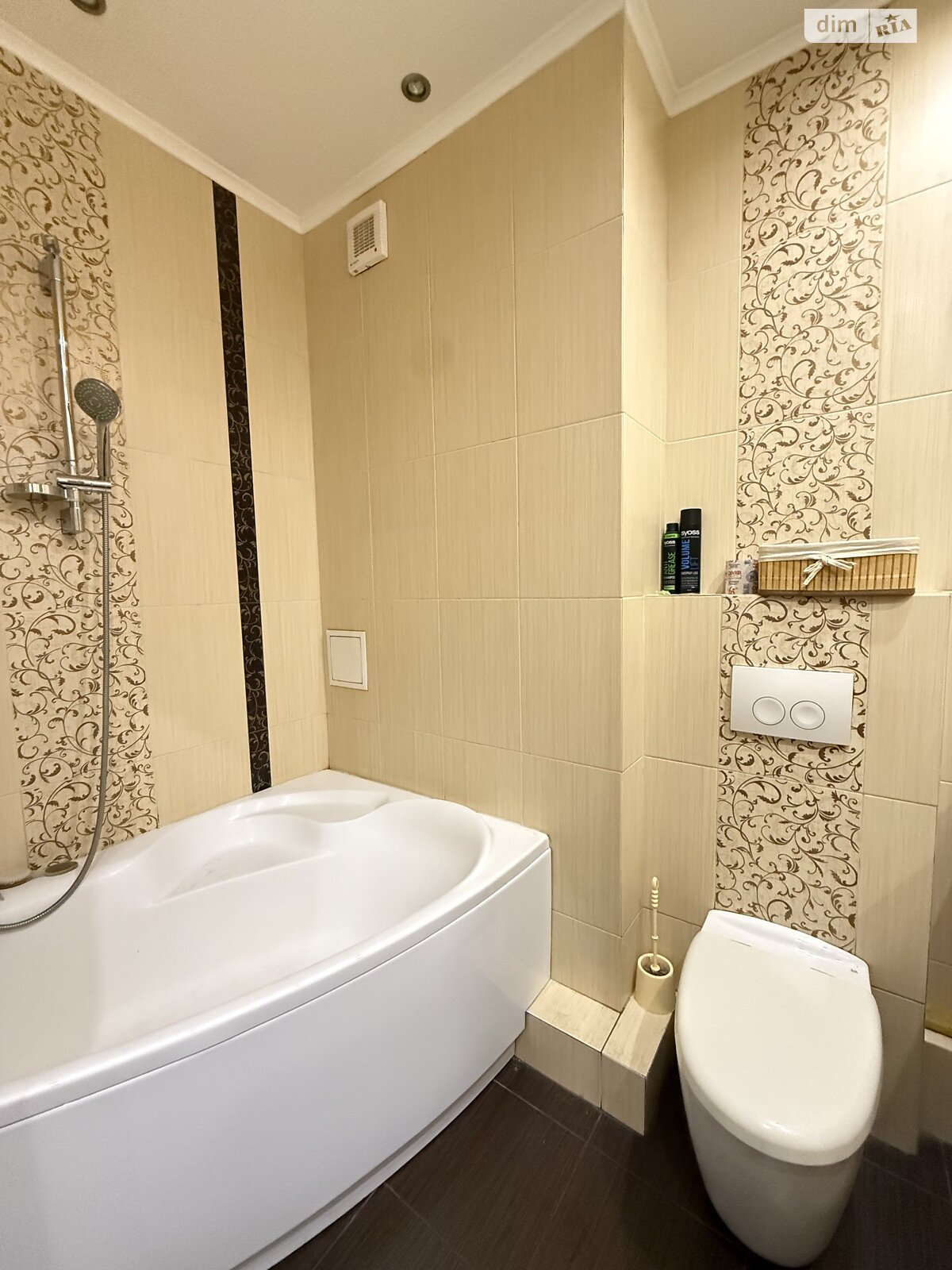 Продажа двухкомнатной квартиры в Софиевской Борщаговке, на ул. Ивана Франко 6, фото 1