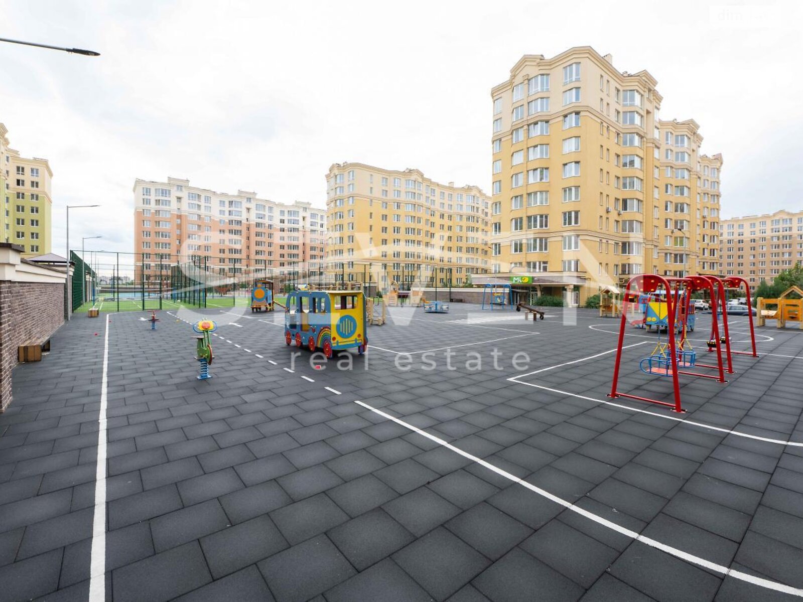 Продажа трехкомнатной квартиры в Софиевской Борщаговке, на ул. Клубная 12, кв. 20, фото 1 Продажа трехкомнатной квартиры в Софиевской Борщаговке, на ул. Клубная 12, кв. 20, фото 1