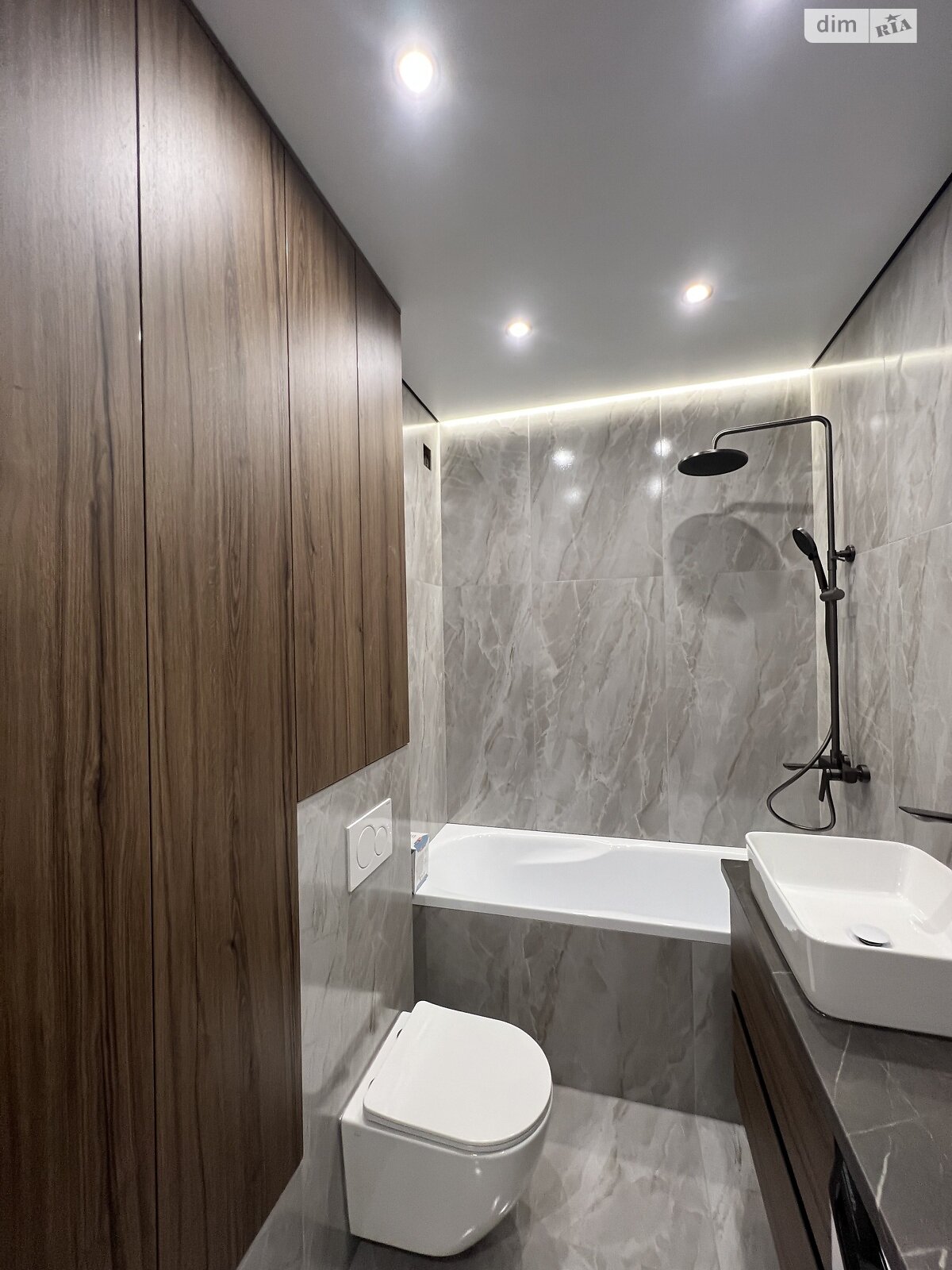 Продажа однокомнатной квартиры в Софиевской Борщаговке, на просп. Мартынова 18, фото 1 Продажа однокомнатной квартиры в Софиевской Борщаговке, на просп. Мартынова 18, фото 1