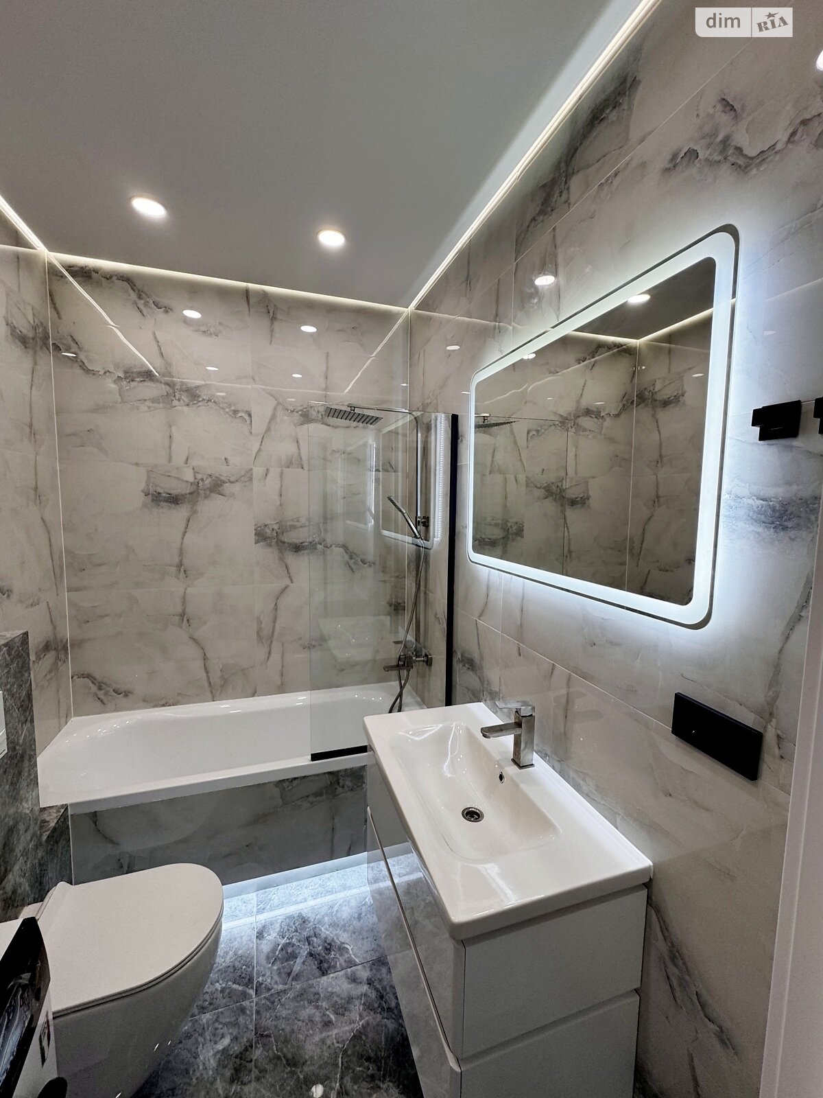 Продажа однокомнатной квартиры в Софиевской Борщаговке, на просп. Мартынова, фото 1