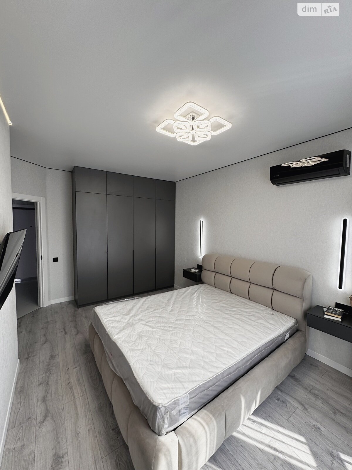 Продажа однокомнатной квартиры в Софиевской Борщаговке, на просп. Мартынова, фото 1