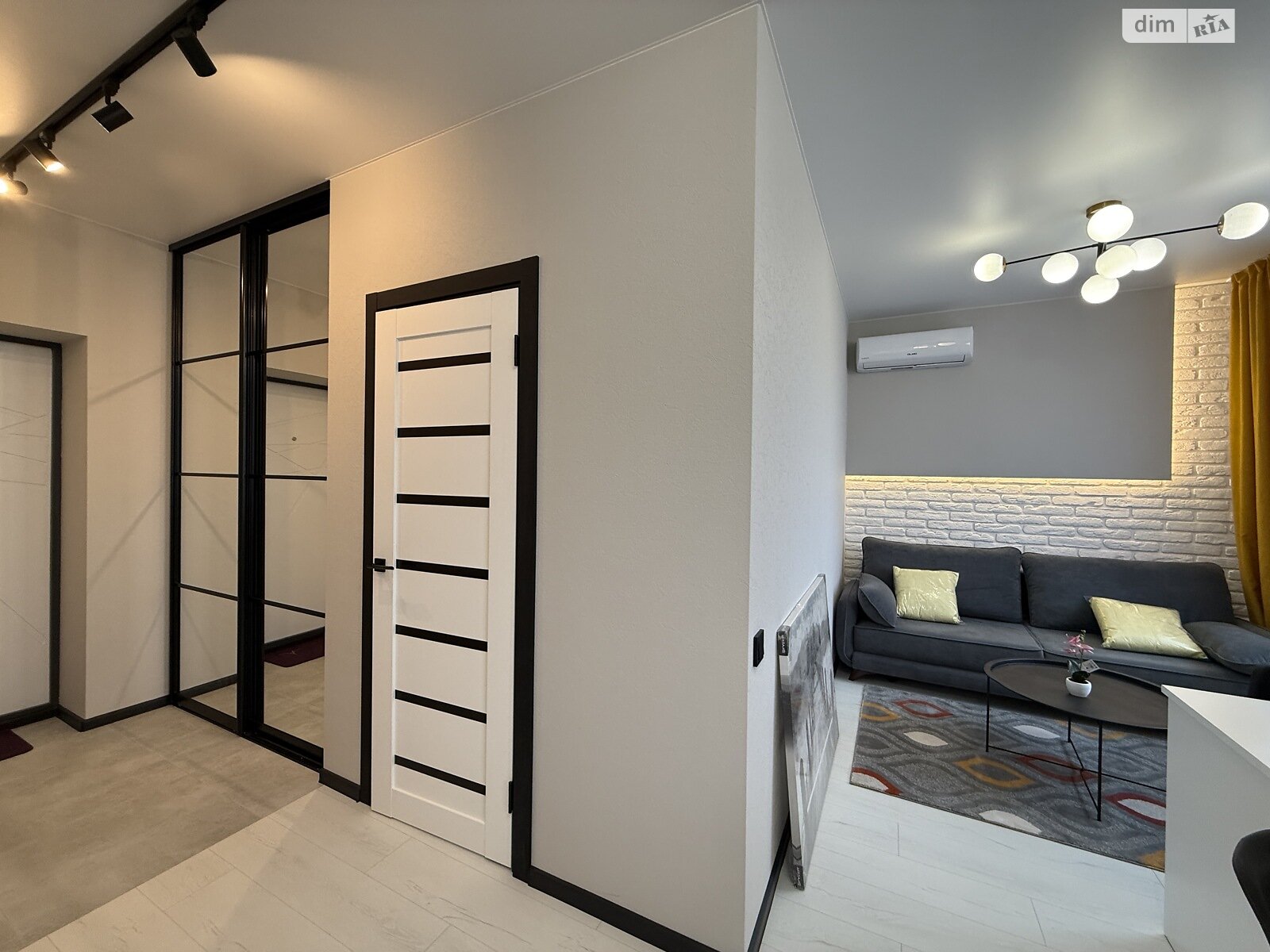 Продаж однокімнатної квартири в Софіївській Борщагівці, на вул. Миру 16, фото 1