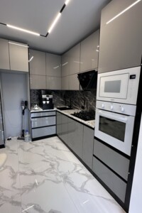 Продажа однокомнатной квартиры в Софиевской Борщаговке, на ул. Молодёжная 10, фото 2