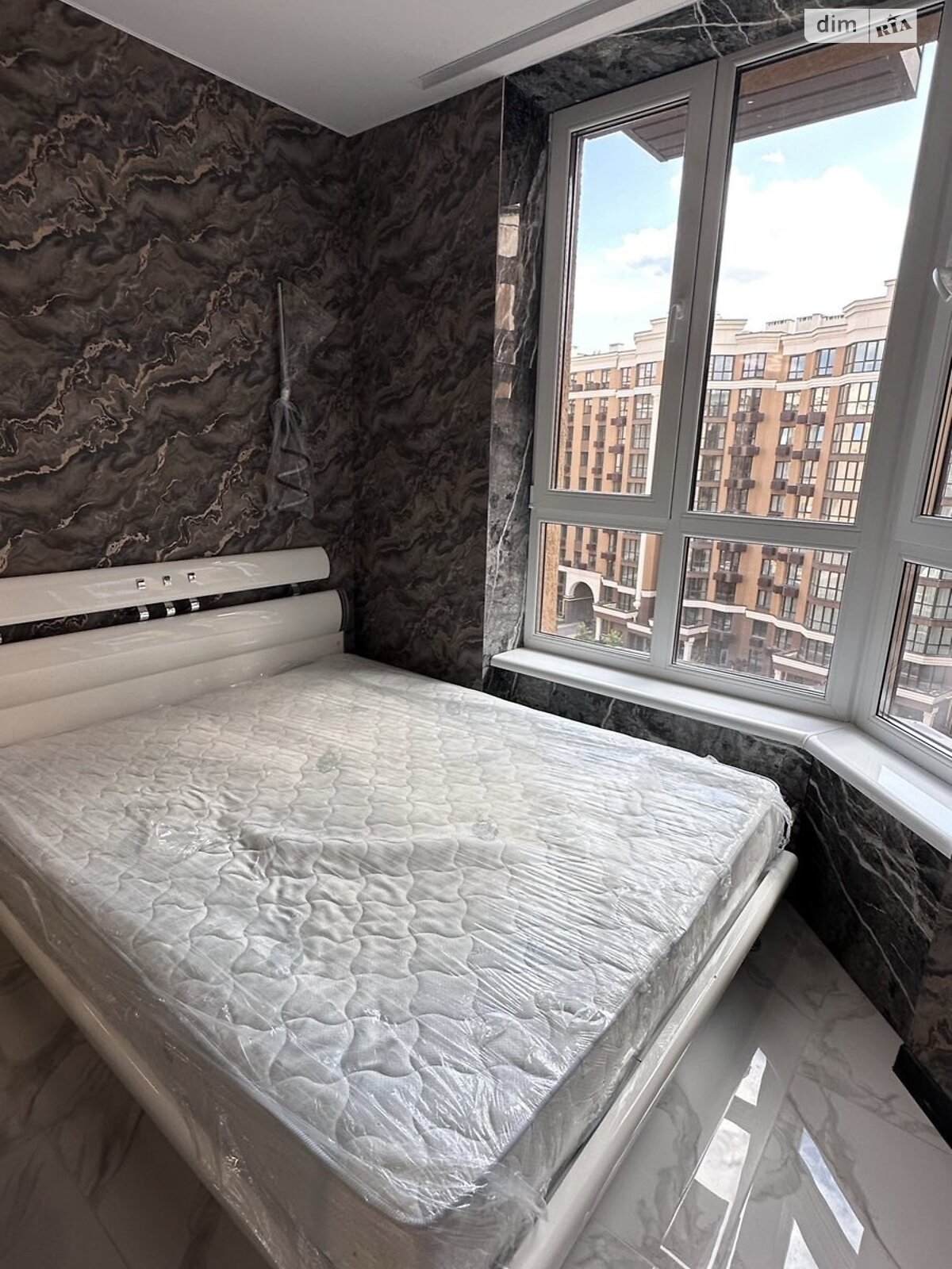 Продажа однокомнатной квартиры в Софиевской Борщаговке, на ул. Молодёжная 10, фото 1 Продажа однокомнатной квартиры в Софиевской Борщаговке, на ул. Молодёжная 10, фото 1
