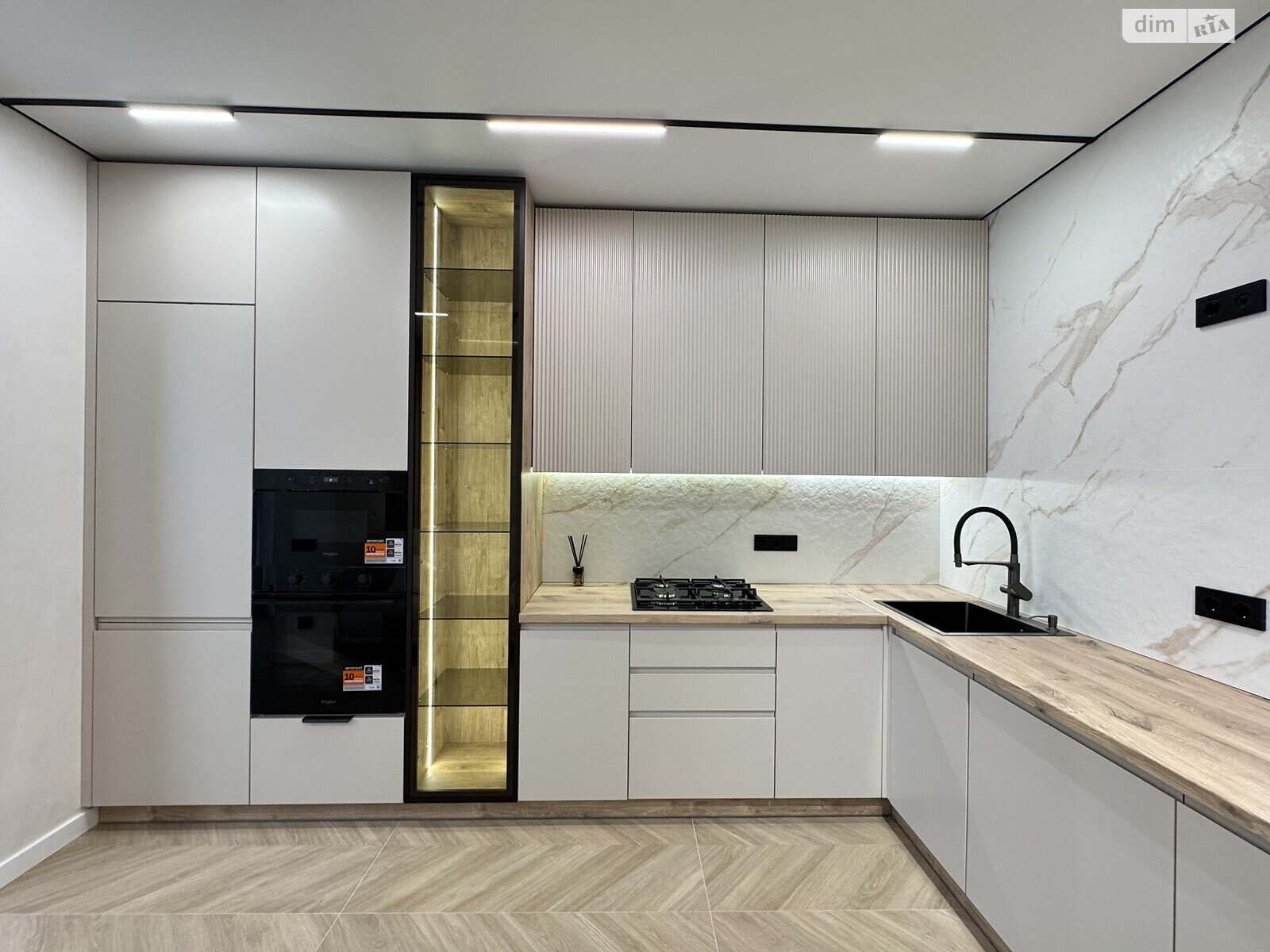 Продажа двухкомнатной квартиры в Софиевской Борщаговке, на ул. Молодёжная 8, фото 1