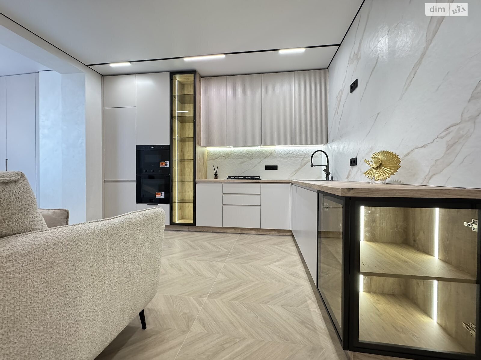 Продажа двухкомнатной квартиры в Софиевской Борщаговке, на ул. Молодёжная 8, фото 1