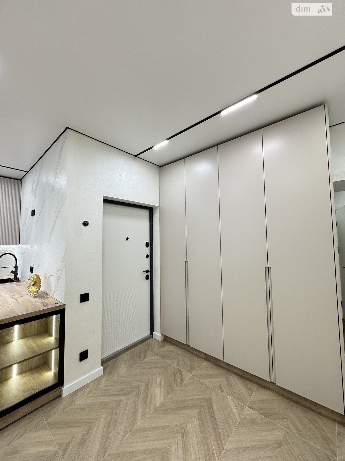 Продажа двухкомнатной квартиры в Софиевской Борщаговке, на ул. Молодёжная 8, фото 1