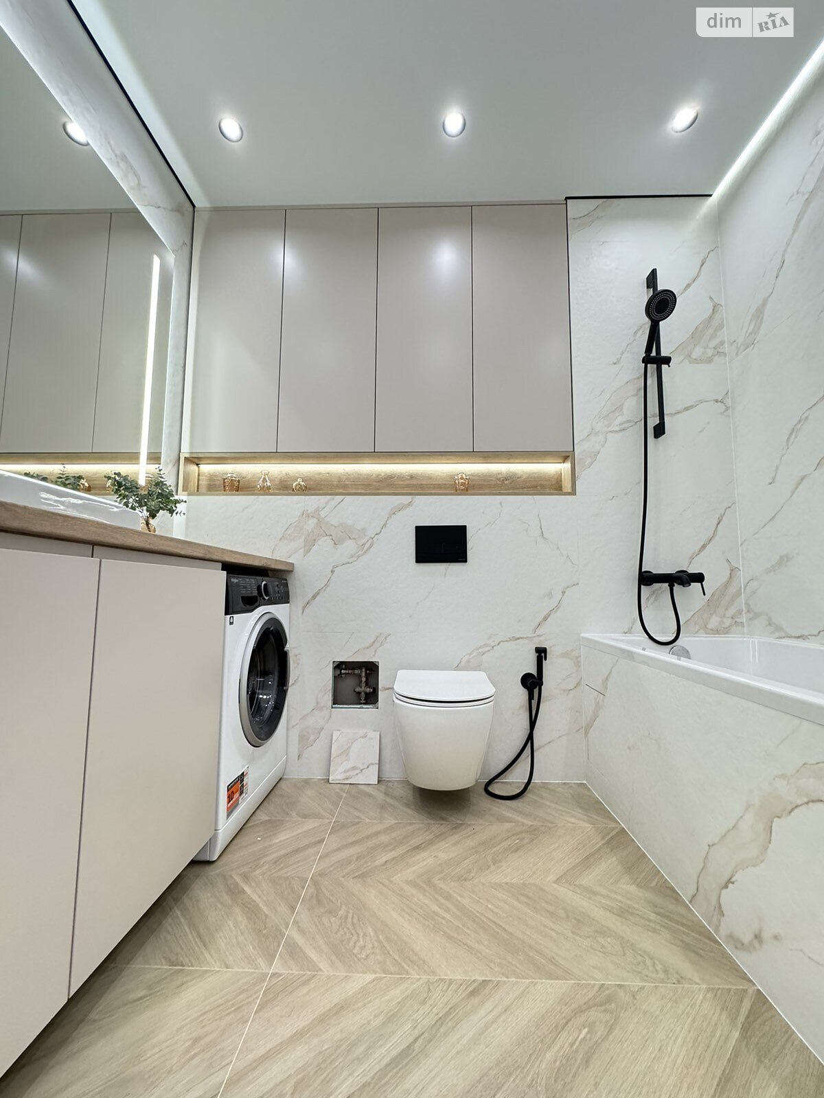 Продажа двухкомнатной квартиры в Софиевской Борщаговке, на ул. Молодёжная 8, фото 1