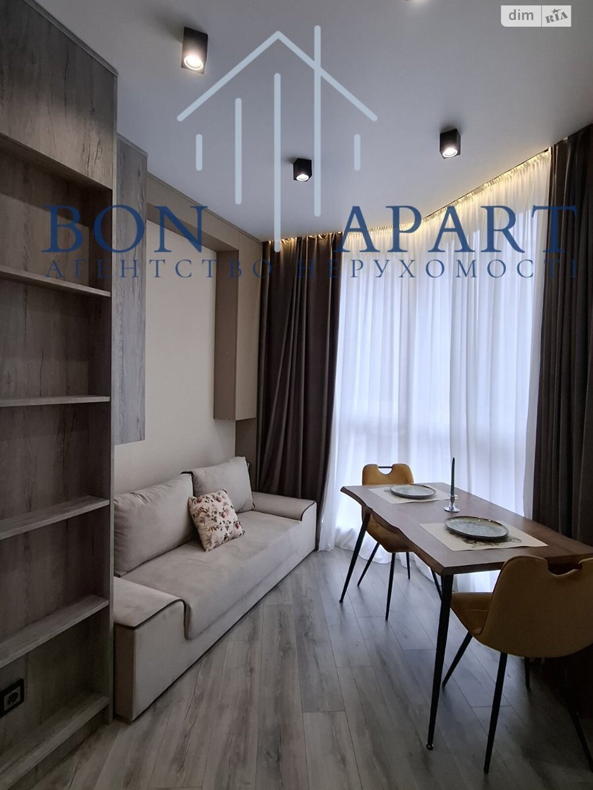 Продаж однокімнатної квартири в Софіївській Борщагівці, на вул. Молодіжна 10, фото 1