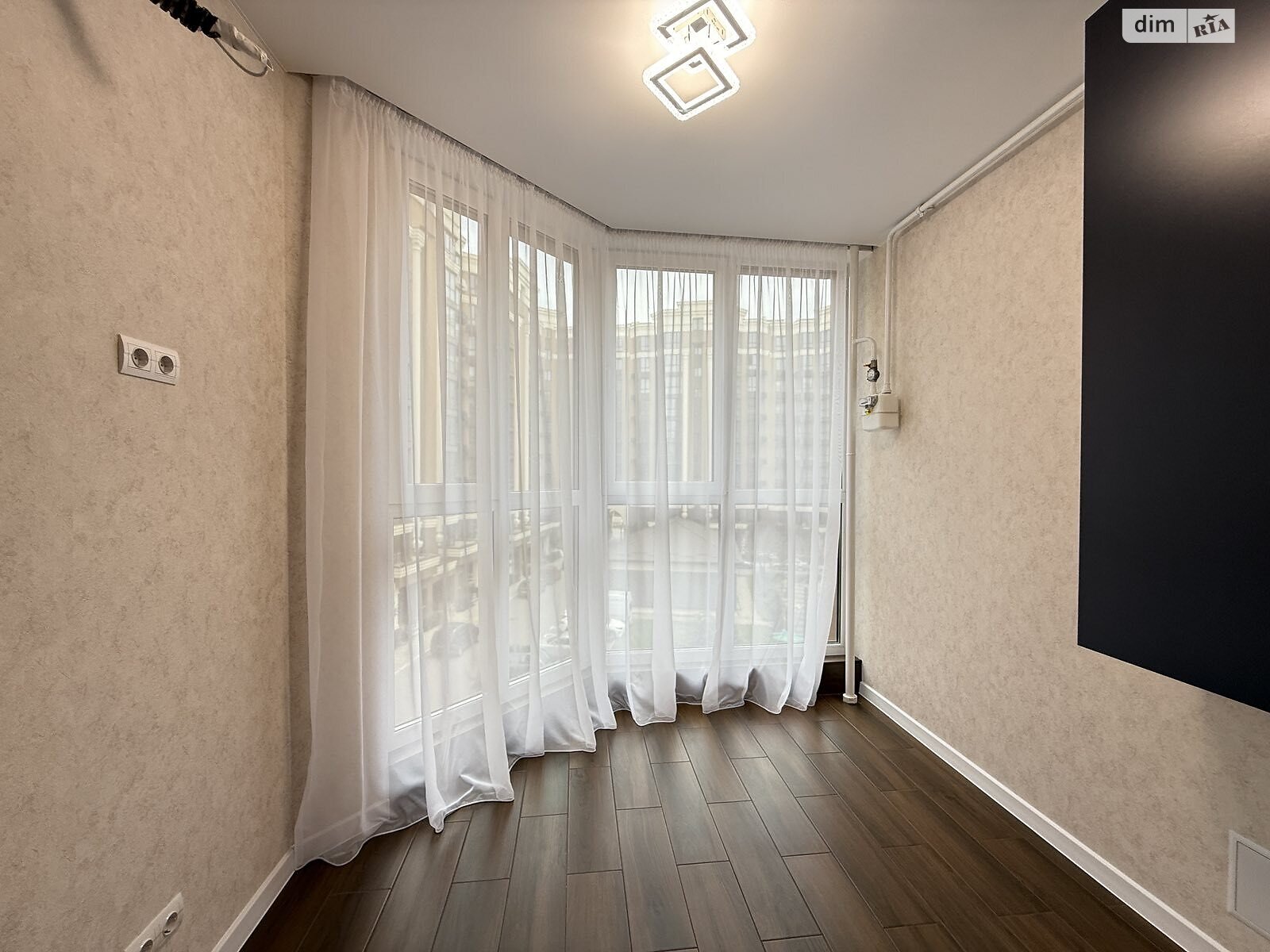 Продаж однокімнатної квартири в Софіївській Борщагівці, на вул. Молодіжна 10, фото 1