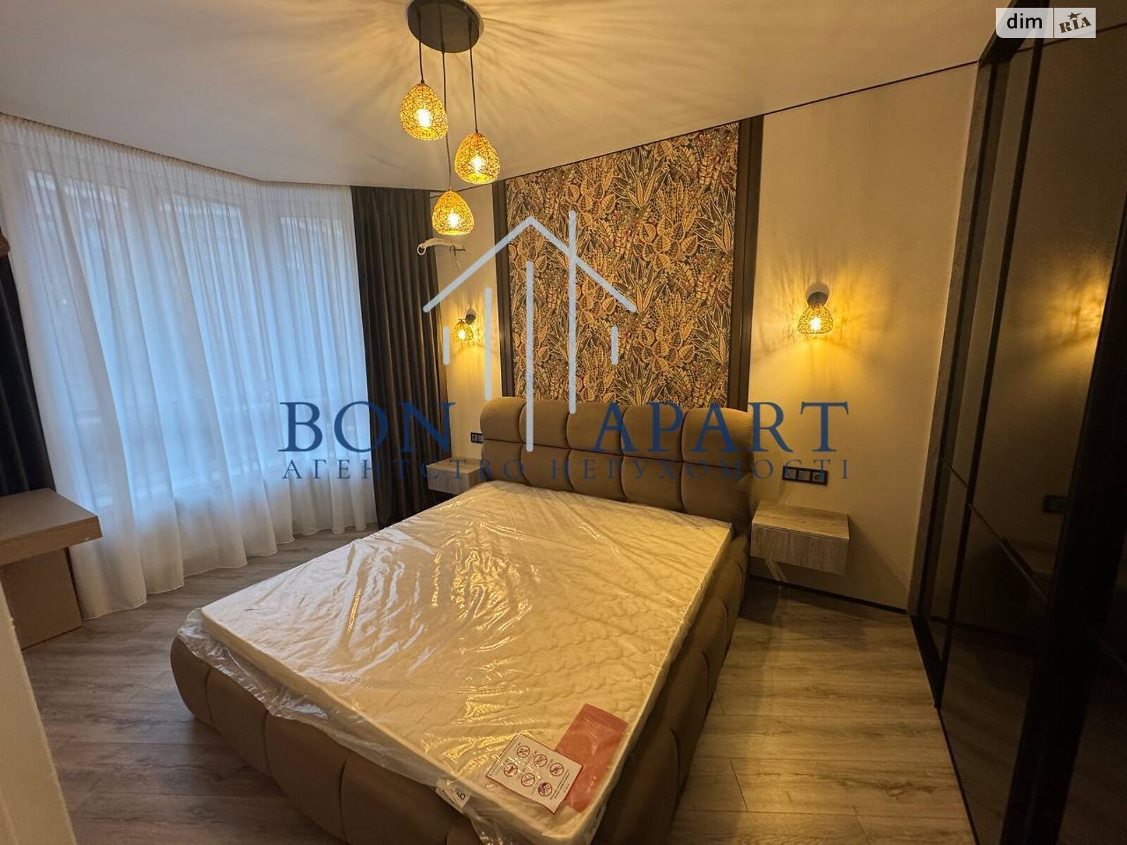 Продаж однокімнатної квартири в Софіївській Борщагівці, на вул. Молодіжна 10, фото 1