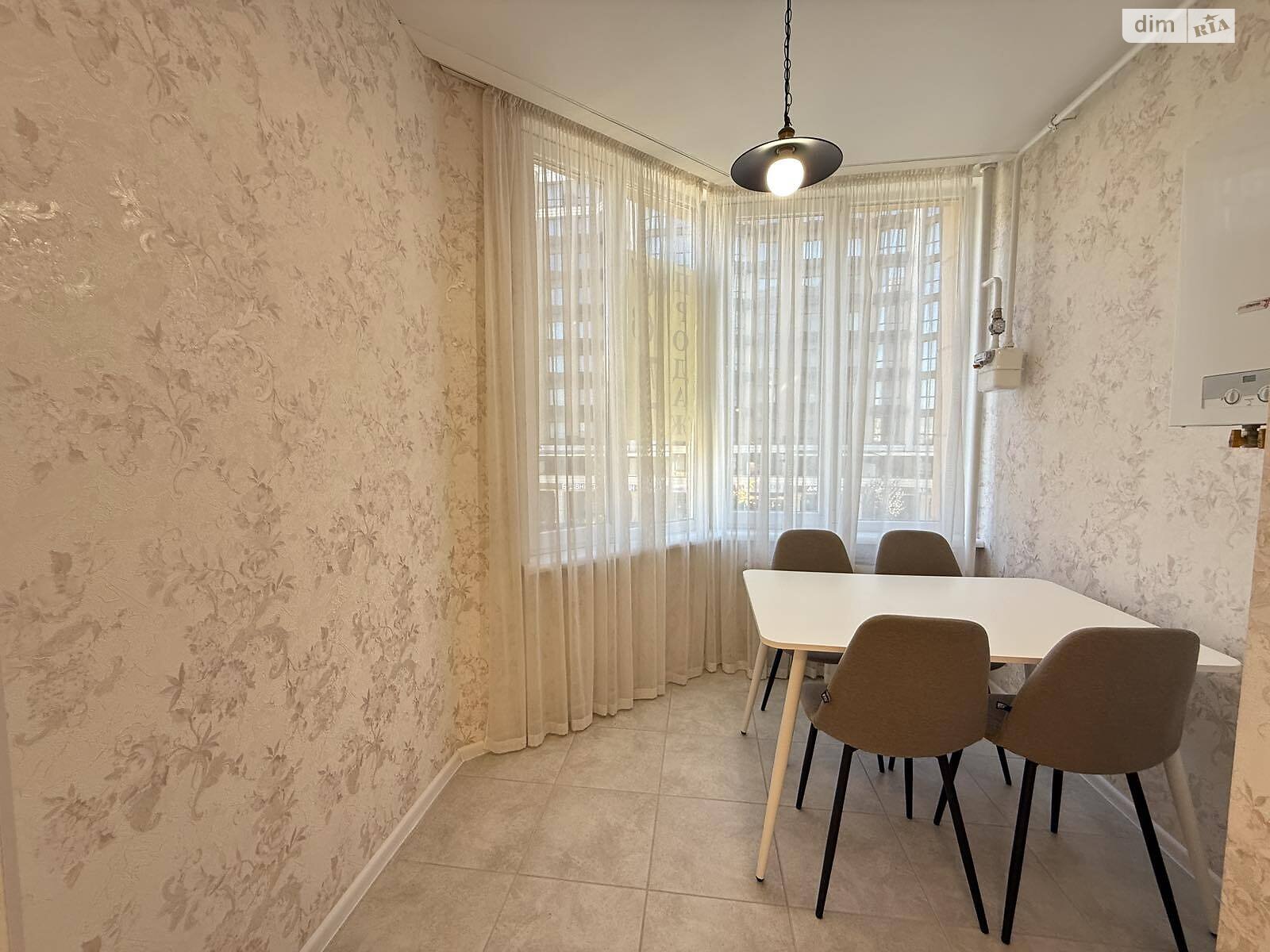 Продажа однокомнатной квартиры в Софиевской Борщаговке, на ул. Молодёжная 5, фото 1