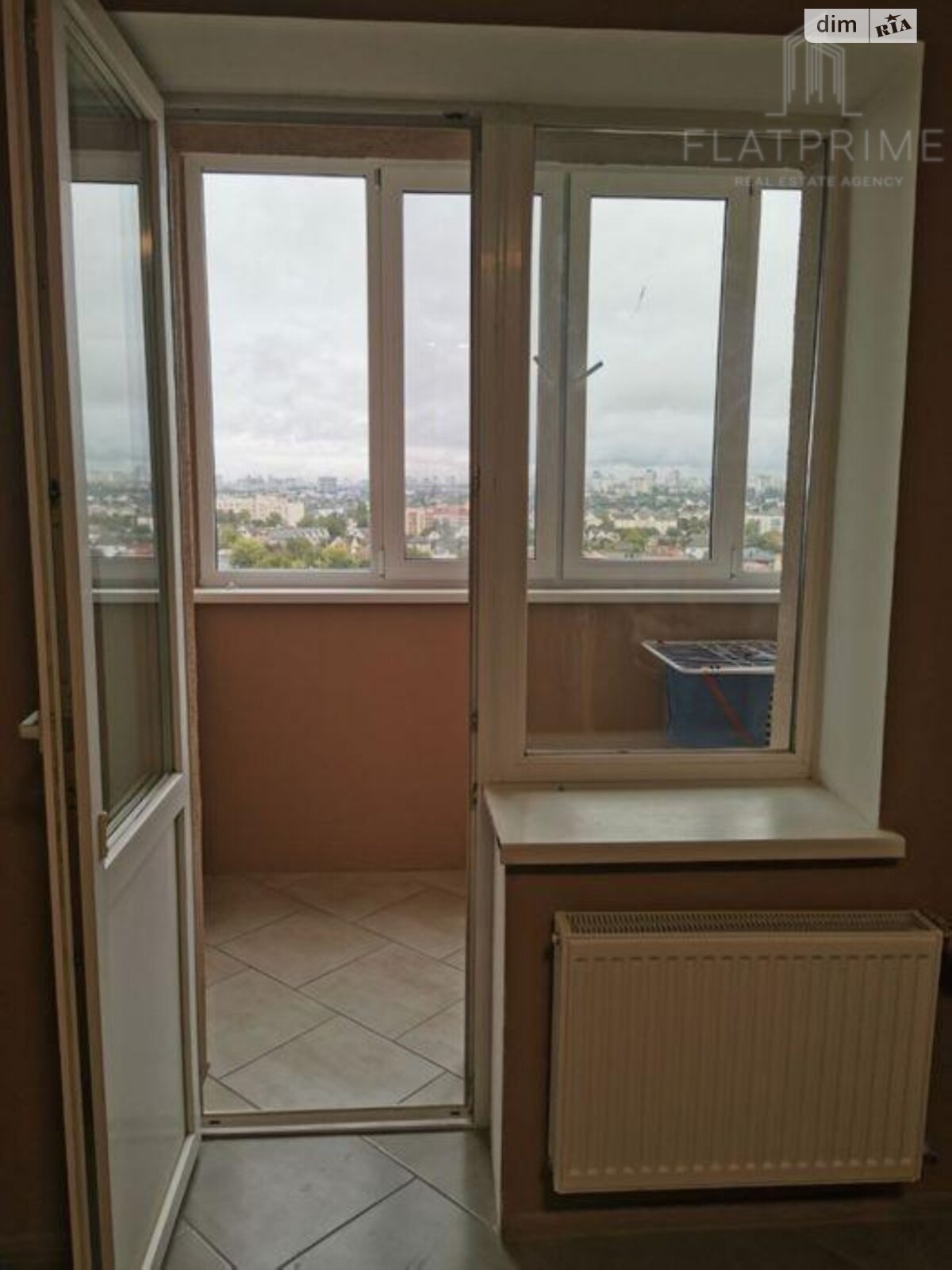 Продажа трехкомнатной квартиры в Софиевской Борщаговке, на ул. Ольги Кобылянской 5Б, фото 1 Продажа трехкомнатной квартиры в Софиевской Борщаговке, на ул. Ольги Кобылянской 5Б, фото 1