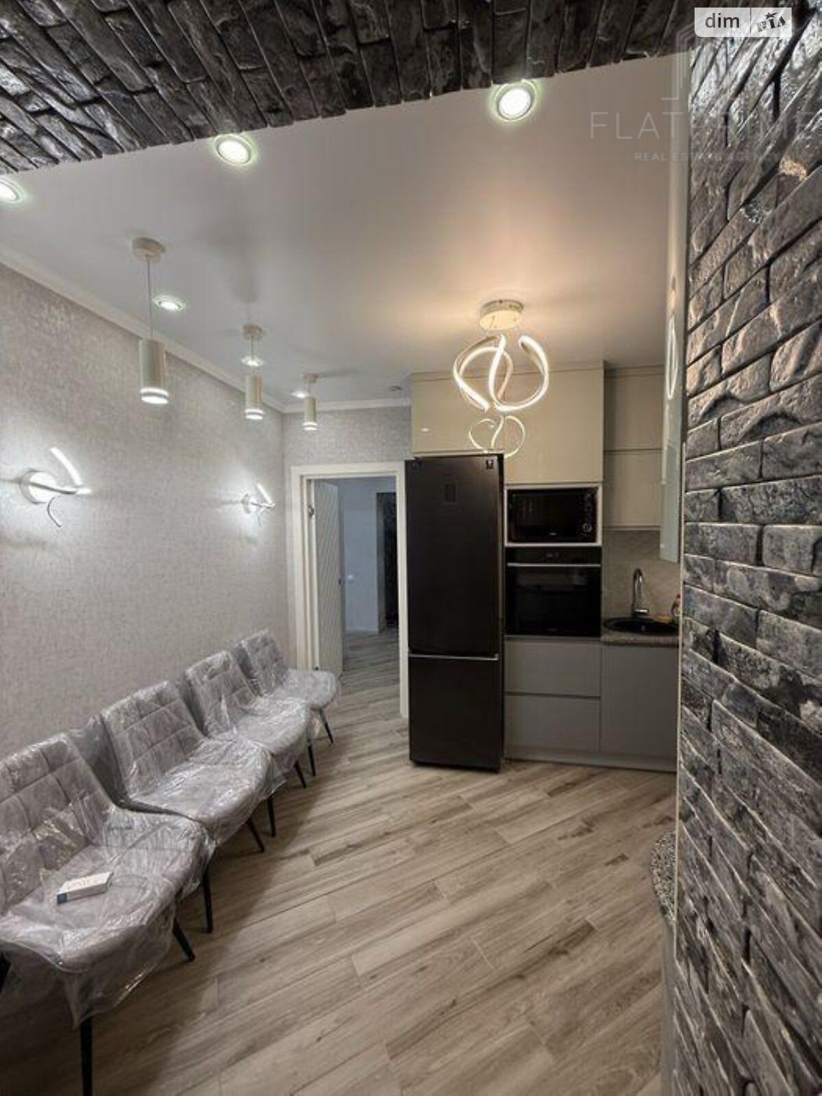 Продажа двухкомнатной квартиры в Софиевской Борщаговке, на ул. Петровская, фото 1 Продажа двухкомнатной квартиры в Софиевской Борщаговке, на ул. Петровская, фото 1