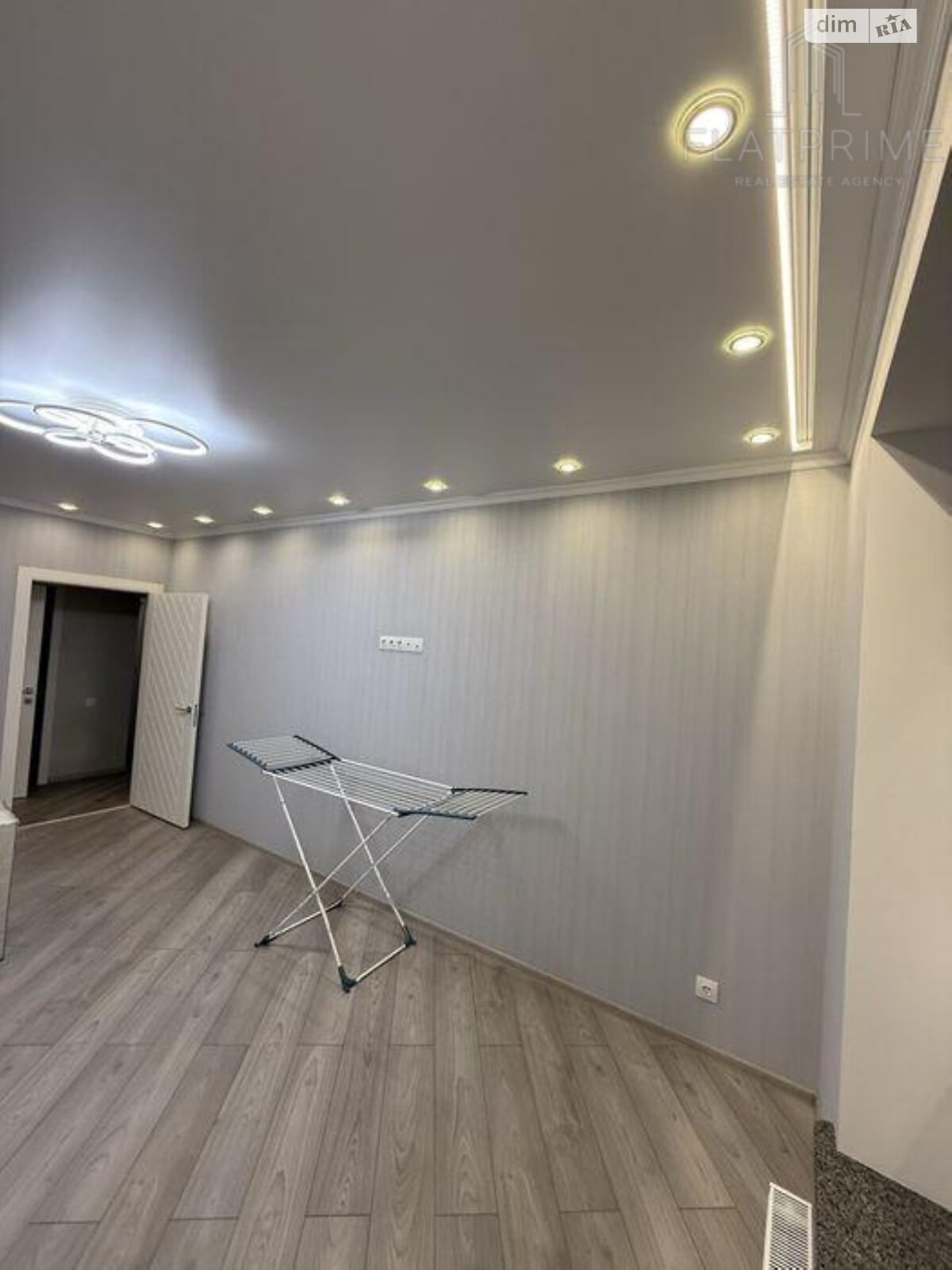 Продажа двухкомнатной квартиры в Софиевской Борщаговке, на ул. Петровская, фото 1 Продажа двухкомнатной квартиры в Софиевской Борщаговке, на ул. Петровская, фото 1