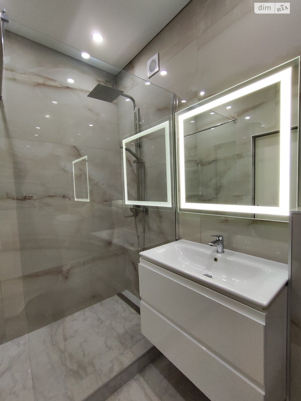 Продажа однокомнатной квартиры в Софиевской Борщаговке, на ул. Радостная 6, фото 1