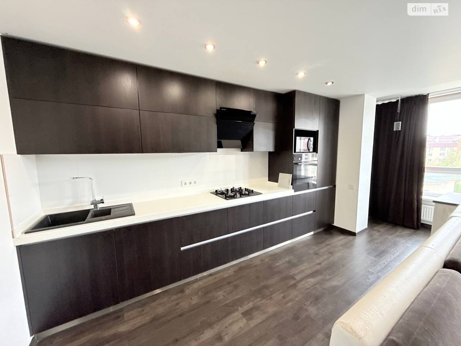 Продаж трикімнатної квартири в Софіївській Борщагівці, на вул. Райдужна 147, фото 1 Продаж трикімнатної квартири в Софіївській Борщагівці, на вул. Райдужна 147, фото 1