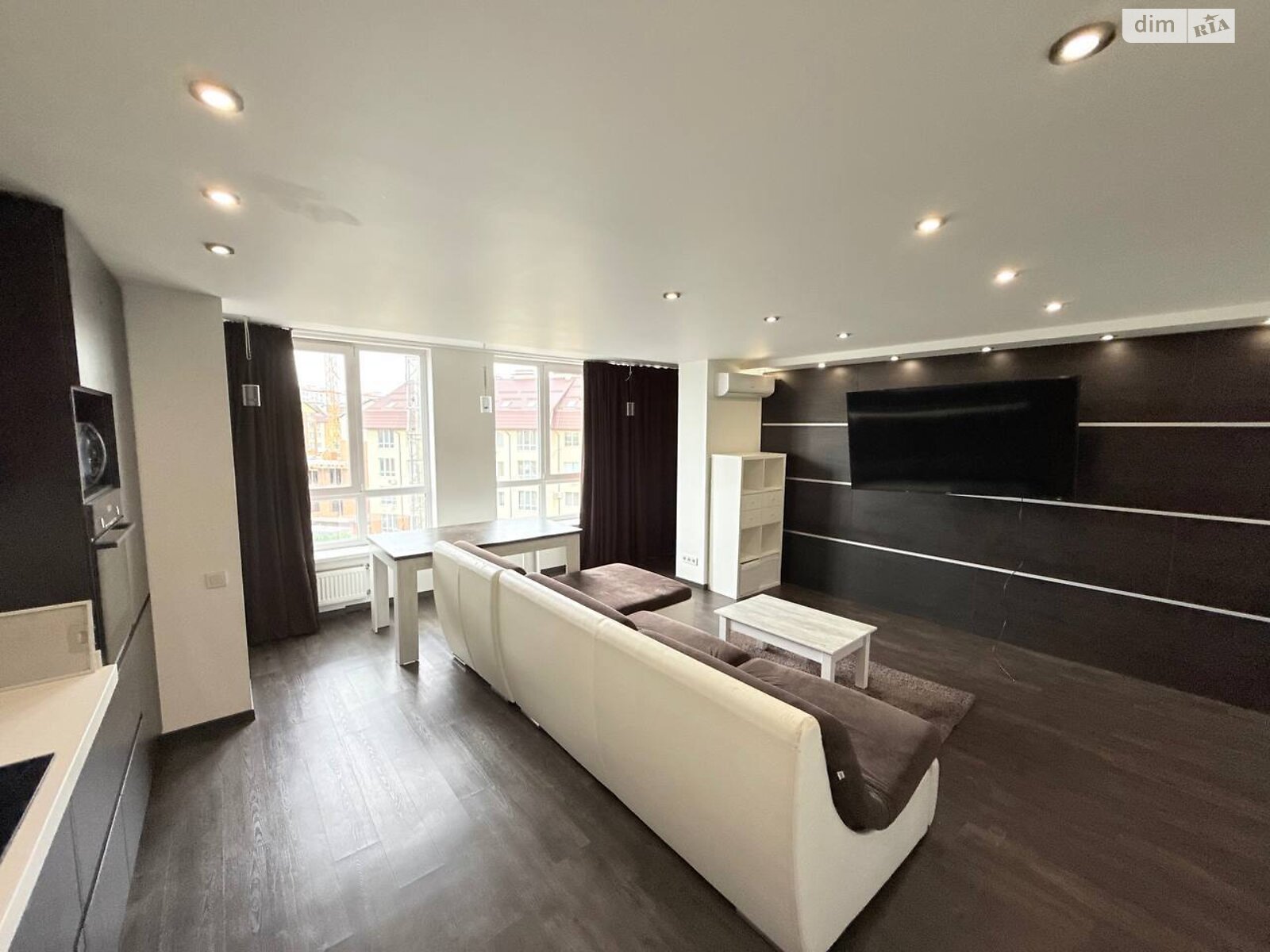 Продаж трикімнатної квартири в Софіївській Борщагівці, на вул. Райдужна 147, фото 1 Продаж трикімнатної квартири в Софіївській Борщагівці, на вул. Райдужна 147, фото 1