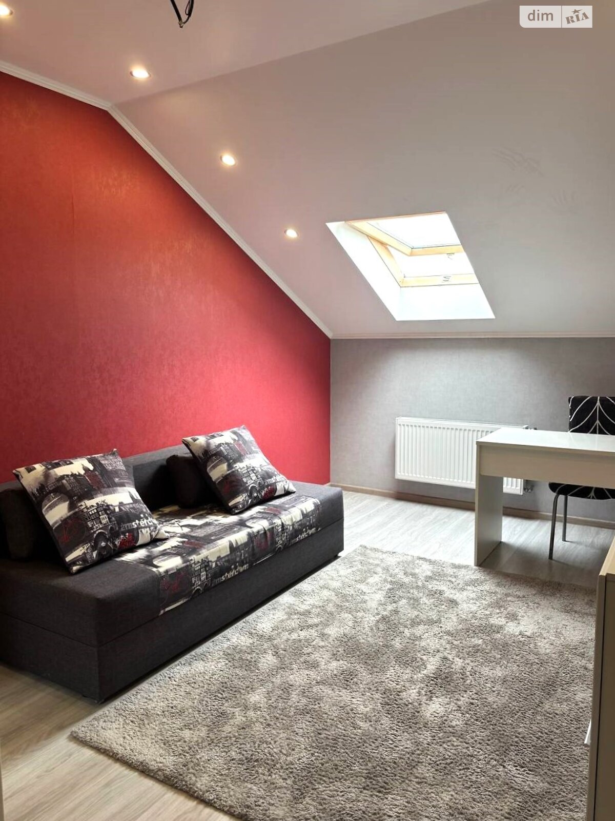 Продаж чотирикімнатної квартири в Софіївській Борщагівці, на вул. Райдужна 100, фото 1 Продаж чотирикімнатної квартири в Софіївській Борщагівці, на вул. Райдужна 100, фото 1