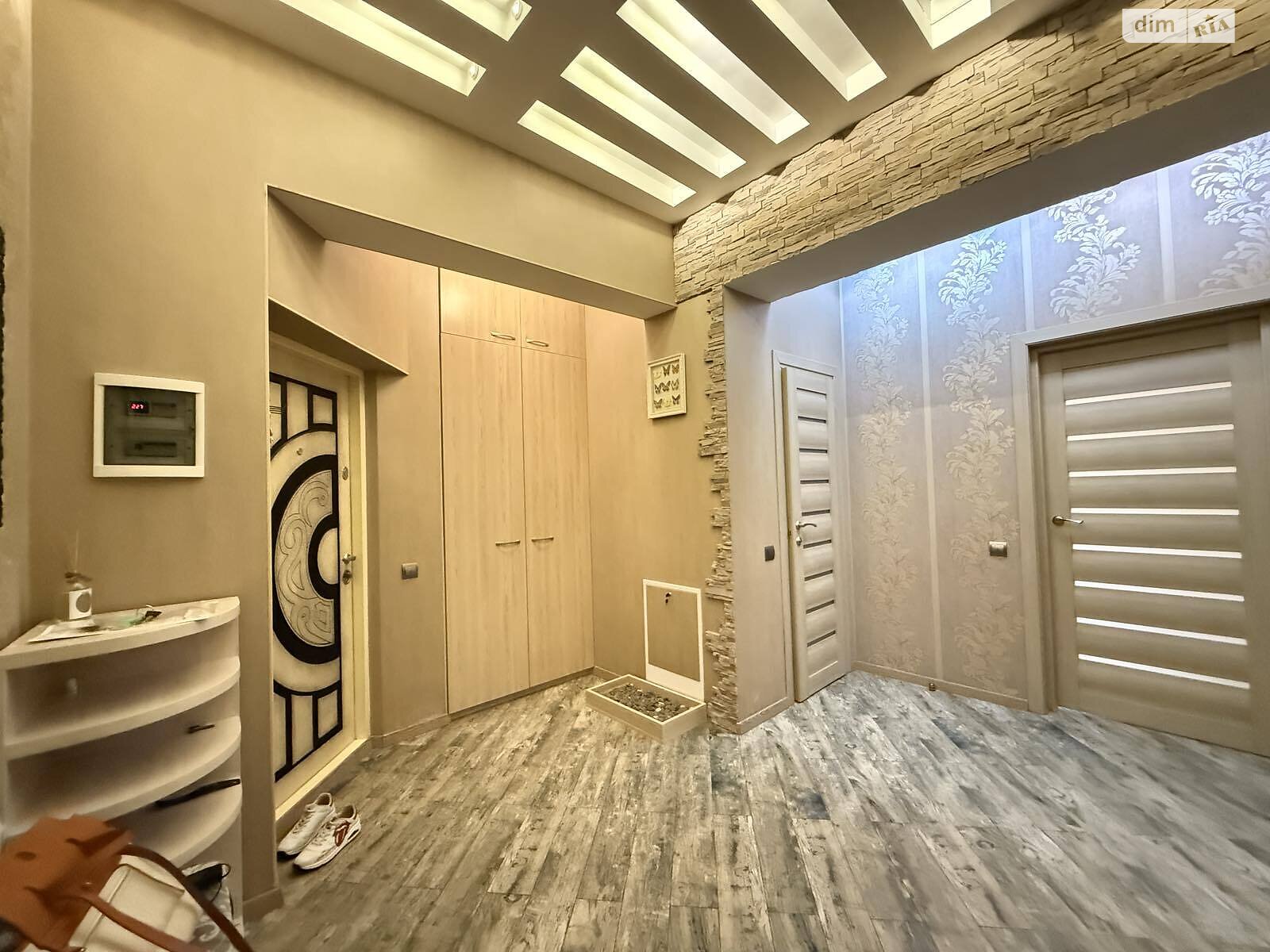 Продаж двокімнатної квартири в Софіївській Борщагівці, на вул. Щаслива 36, фото 1