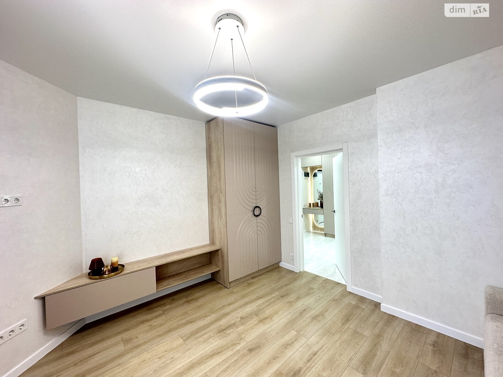 Продажа двухкомнатной квартиры в Софиевской Борщаговке, на ул. Счастливая 63, фото 1 Продажа двухкомнатной квартиры в Софиевской Борщаговке, на ул. Счастливая 63, фото 1