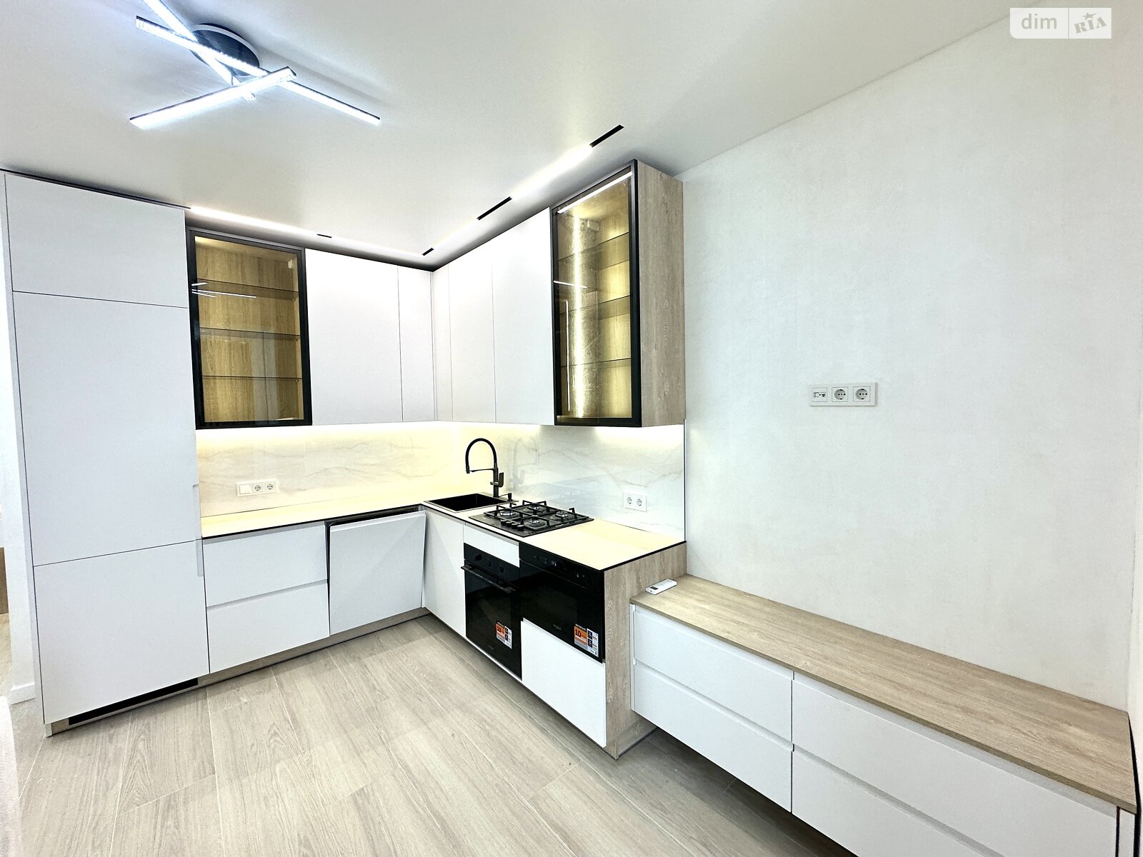 Продажа двухкомнатной квартиры в Софиевской Борщаговке, на ул. Счастливая 63, фото 1