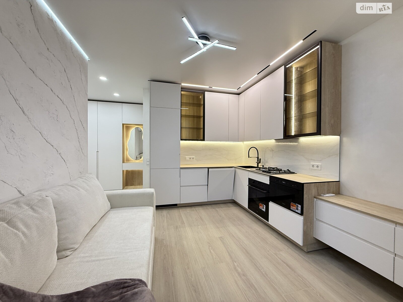 Продажа двухкомнатной квартиры в Софиевской Борщаговке, на ул. Счастливая 63, фото 1