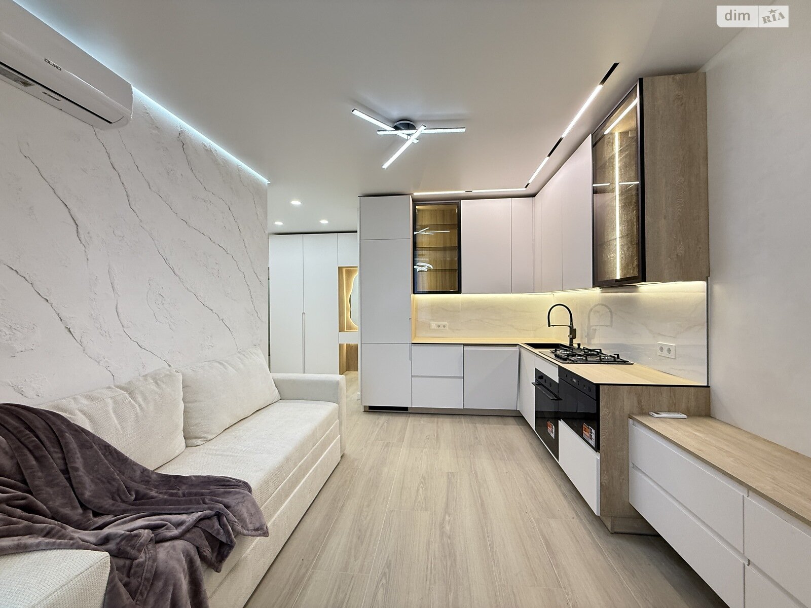 Продажа двухкомнатной квартиры в Софиевской Борщаговке, на ул. Счастливая 63, фото 1