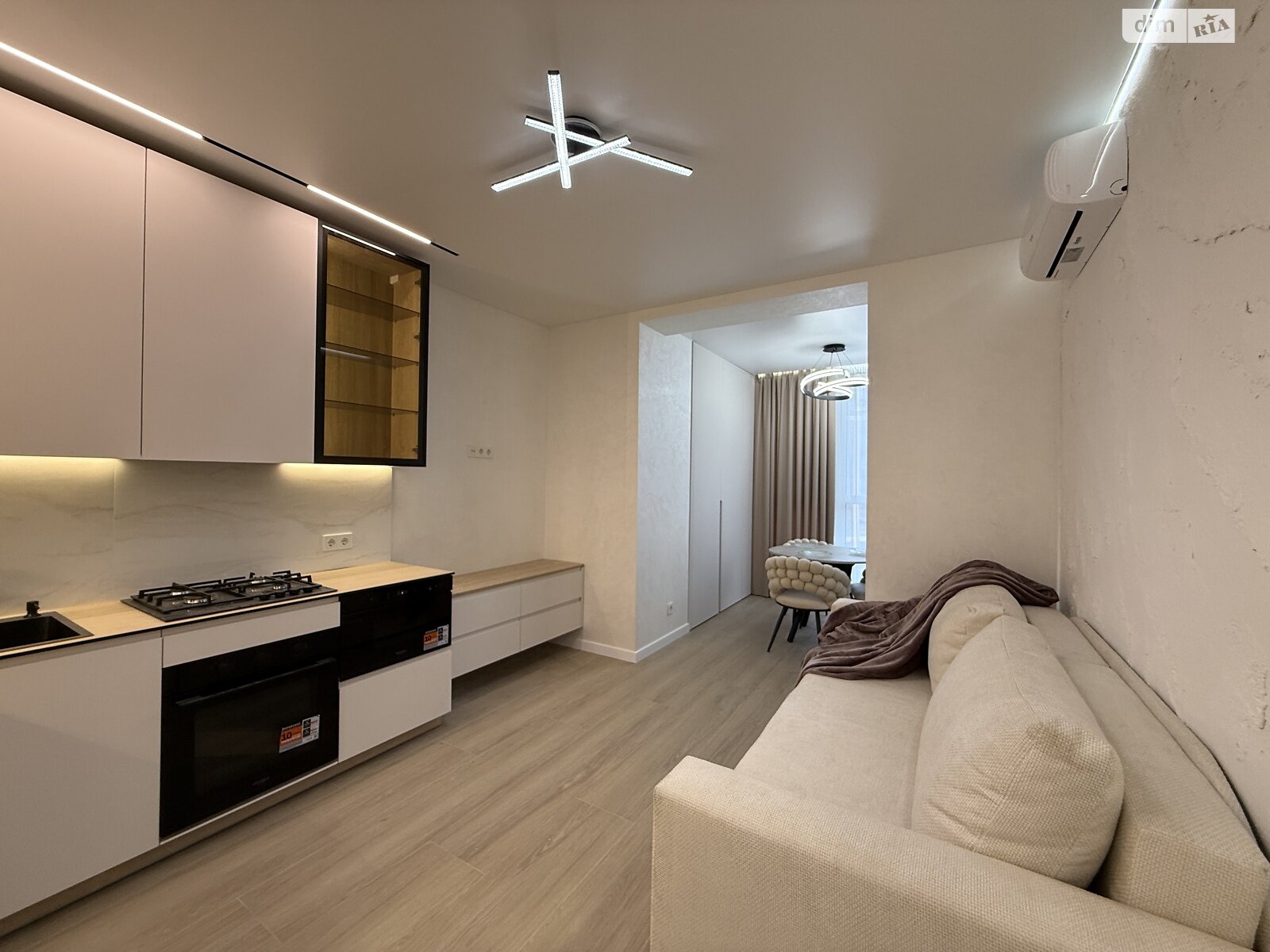 Продажа двухкомнатной квартиры в Софиевской Борщаговке, на ул. Счастливая 63, фото 1