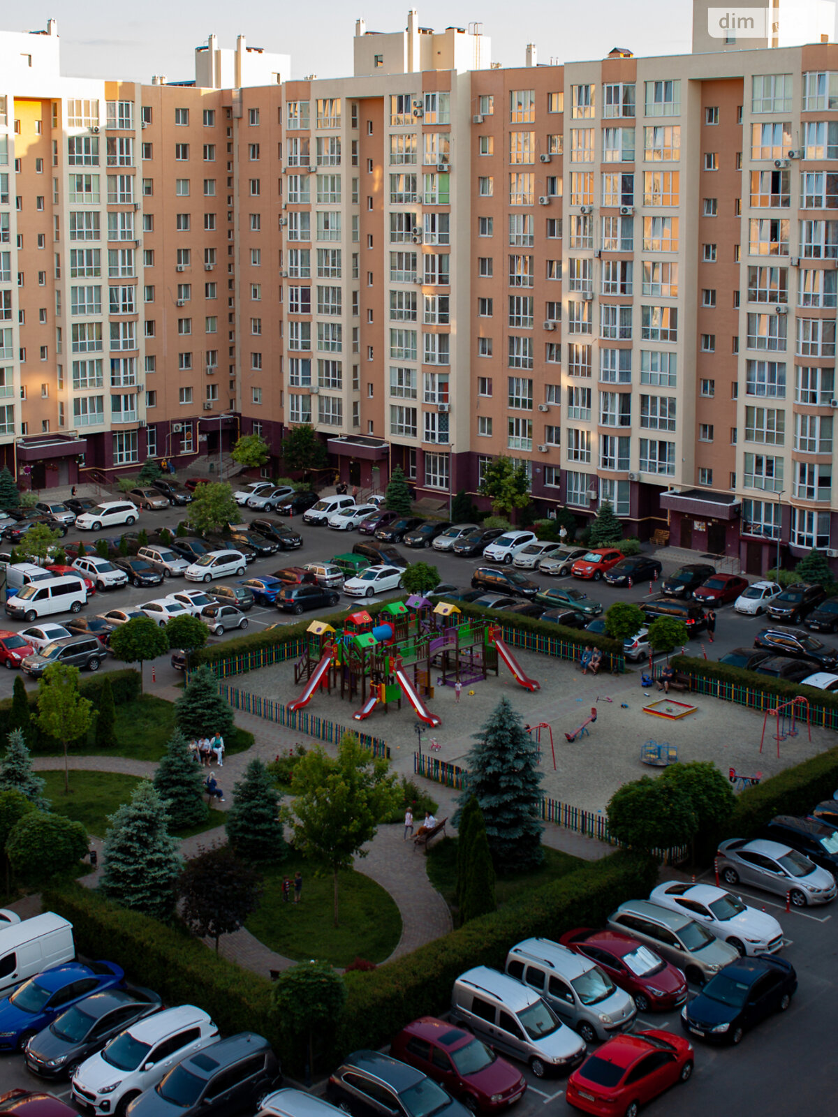 Продаж трикімнатної квартири в Софіївській Борщагівці, на вул. Соборна 126/13, фото 1 Продаж трикімнатної квартири в Софіївській Борщагівці, на вул. Соборна 126/13, фото 1
