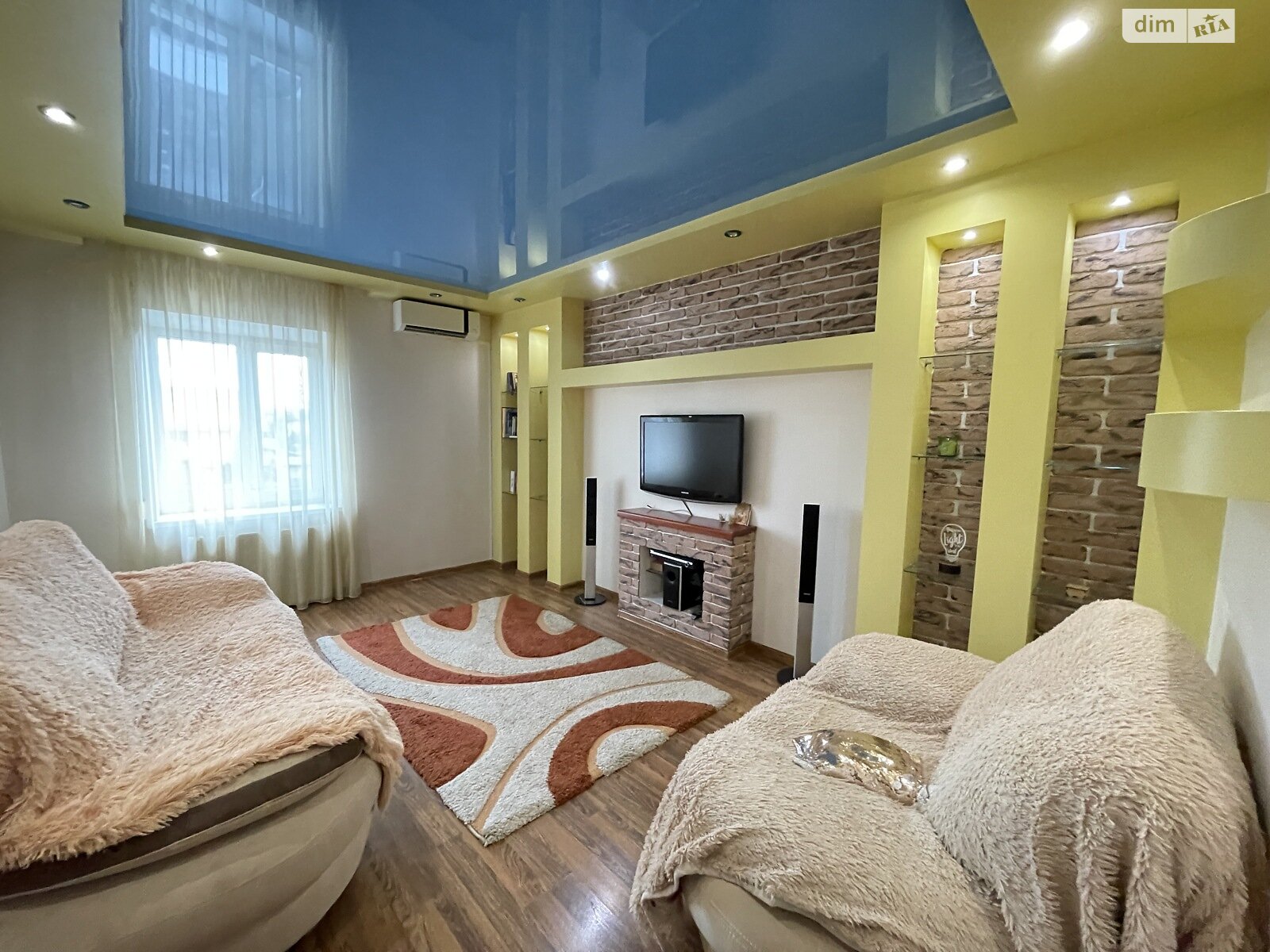 Продаж трикімнатної квартири в Софіївській Борщагівці, на вул. Соборна 46, фото 1