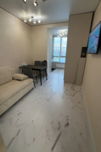 Продажа трехкомнатной квартиры в Софиевской Борщаговке, на ул. Соборная 103/20, фото 2