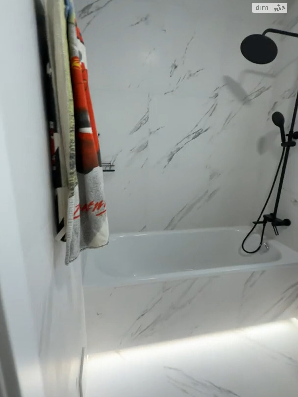 Продажа трехкомнатной квартиры в Софиевской Борщаговке, на ул. Соборная 103/20, фото 1 Продажа трехкомнатной квартиры в Софиевской Борщаговке, на ул. Соборная 103/20, фото 1