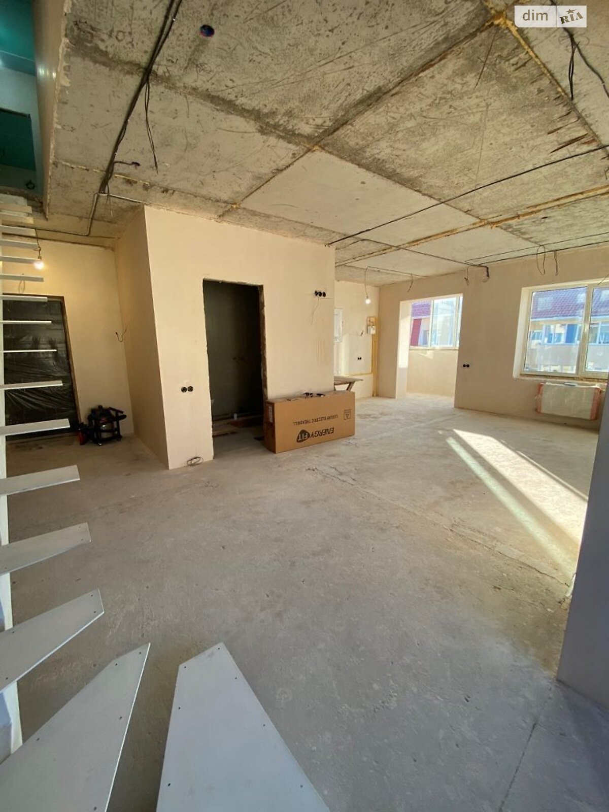 Продажа трехкомнатной квартиры в Софиевской Борщаговке, на ул. Тарасовская 9, фото 1 Продажа трехкомнатной квартиры в Софиевской Борщаговке, на ул. Тарасовская 9, фото 1