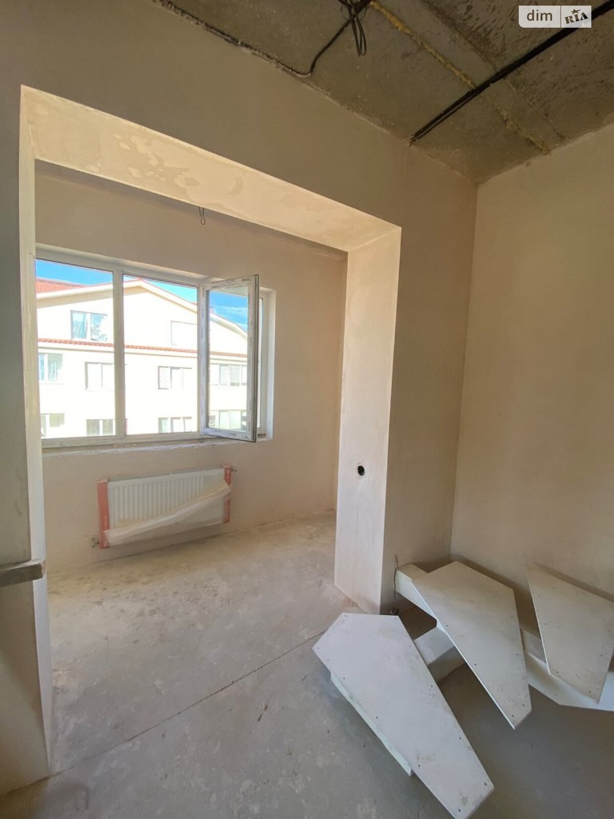 Продажа трехкомнатной квартиры в Софиевской Борщаговке, на ул. Тарасовская 9, фото 1 Продажа трехкомнатной квартиры в Софиевской Борщаговке, на ул. Тарасовская 9, фото 1