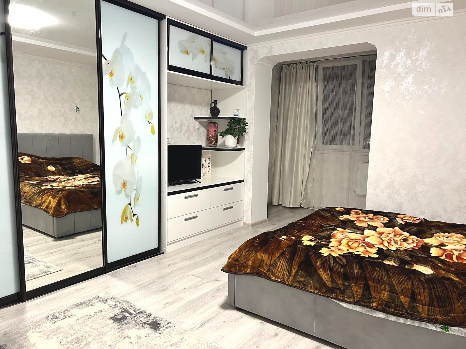 Продажа однокомнатной квартиры в Софиевской Борщаговке, на ул. Яблоневая 5, фото 1 Продажа однокомнатной квартиры в Софиевской Борщаговке, на ул. Яблоневая 5, фото 1