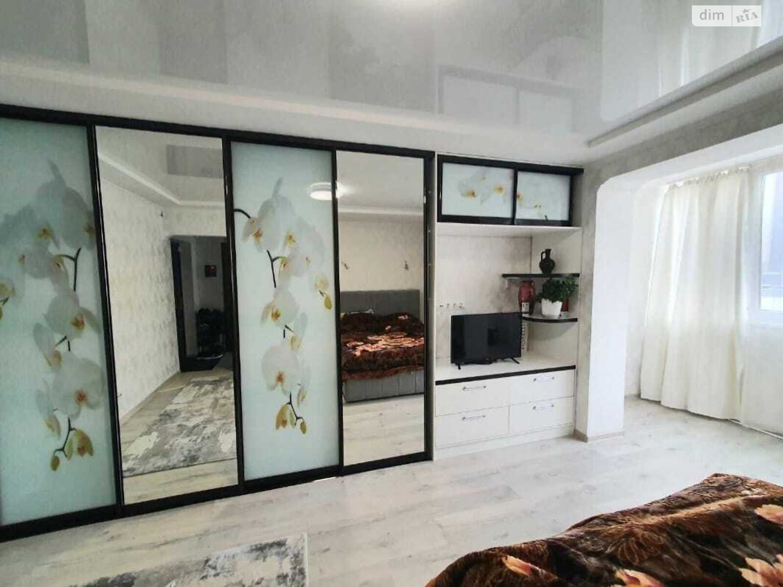Продажа однокомнатной квартиры в Софиевской Борщаговке, на ул. Яблоневая 5, фото 1 Продажа однокомнатной квартиры в Софиевской Борщаговке, на ул. Яблоневая 5, фото 1