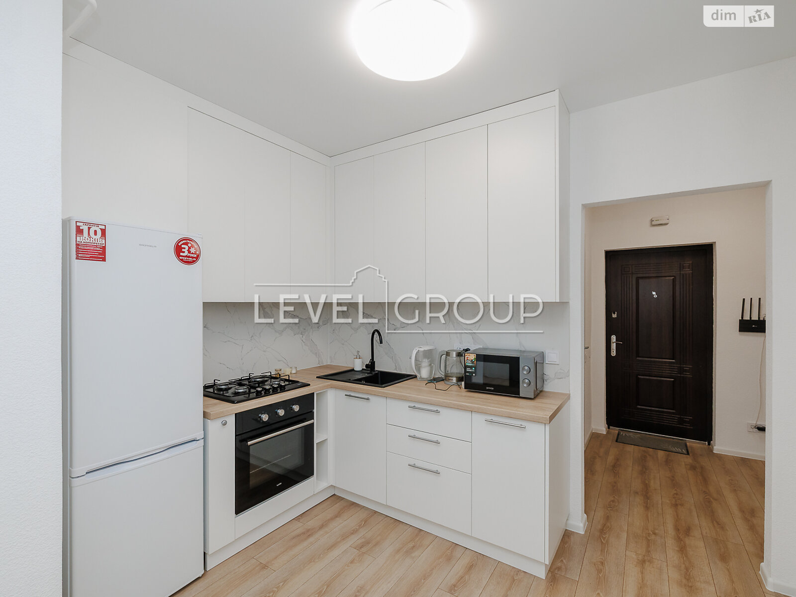 Продажа трехкомнатной квартиры в Софиевской Борщаговке, на ул. Клубная 10, фото 1 Продажа трехкомнатной квартиры в Софиевской Борщаговке, на ул. Клубная 10, фото 1