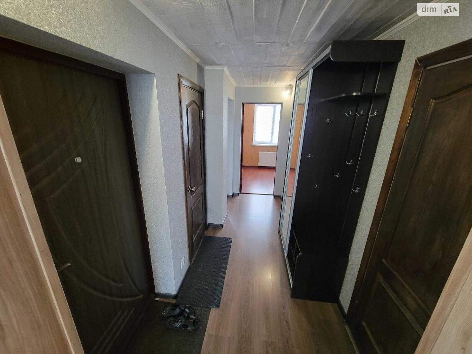 Продажа четырехкомнатной квартиры в Софиевской Борщаговке, на ул. Бархатная 2, фото 1