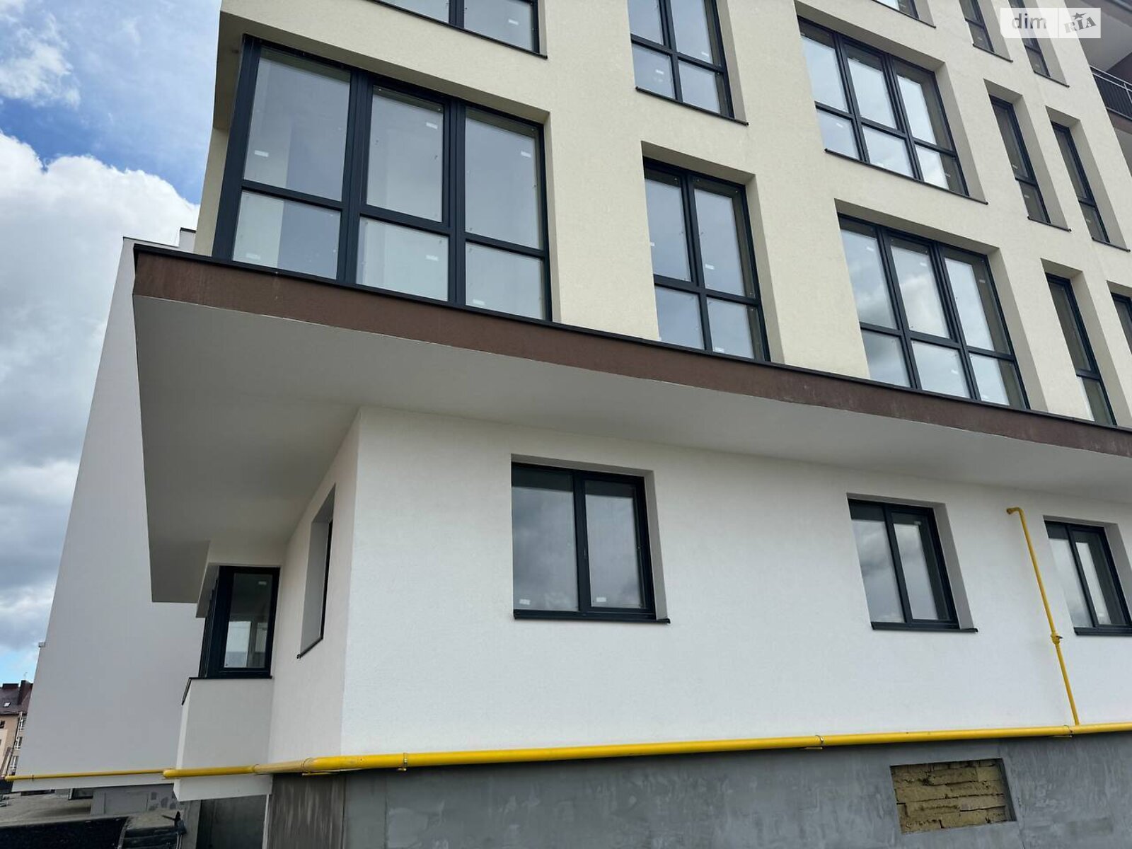 Продаж трикімнатної квартири в Сокільниках, на вул. Героїв Крут 10, район Новий Львів фото 1 Продаж трикімнатної квартири в Сокільниках, на вул. Героїв Крут 10, район Новий Львів фото 1