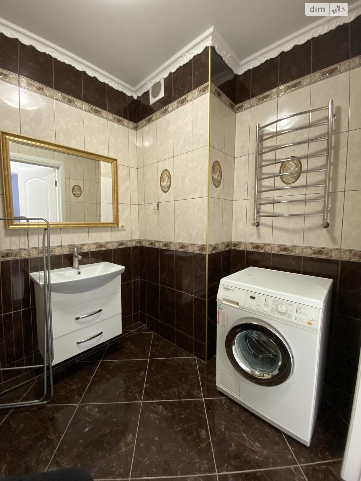 Продажа двухкомнатной квартиры в Сокольниках, на ул. Трускавецкая 125, фото 1 Продажа двухкомнатной квартиры в Сокольниках, на ул. Трускавецкая 125, фото 1
