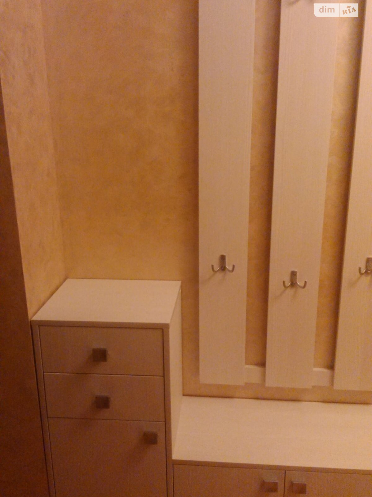 Продаж двокімнатної квартири в Солонці, на вул. Центральна 15, фото 1 Продаж двокімнатної квартири в Солонці, на вул. Центральна 15, фото 1