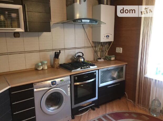 Продаж чотирикімнатної квартири в Старобільську район Старобільськ фото 1 Продаж чотирикімнатної квартири в Старобільську район Старобільськ фото 1