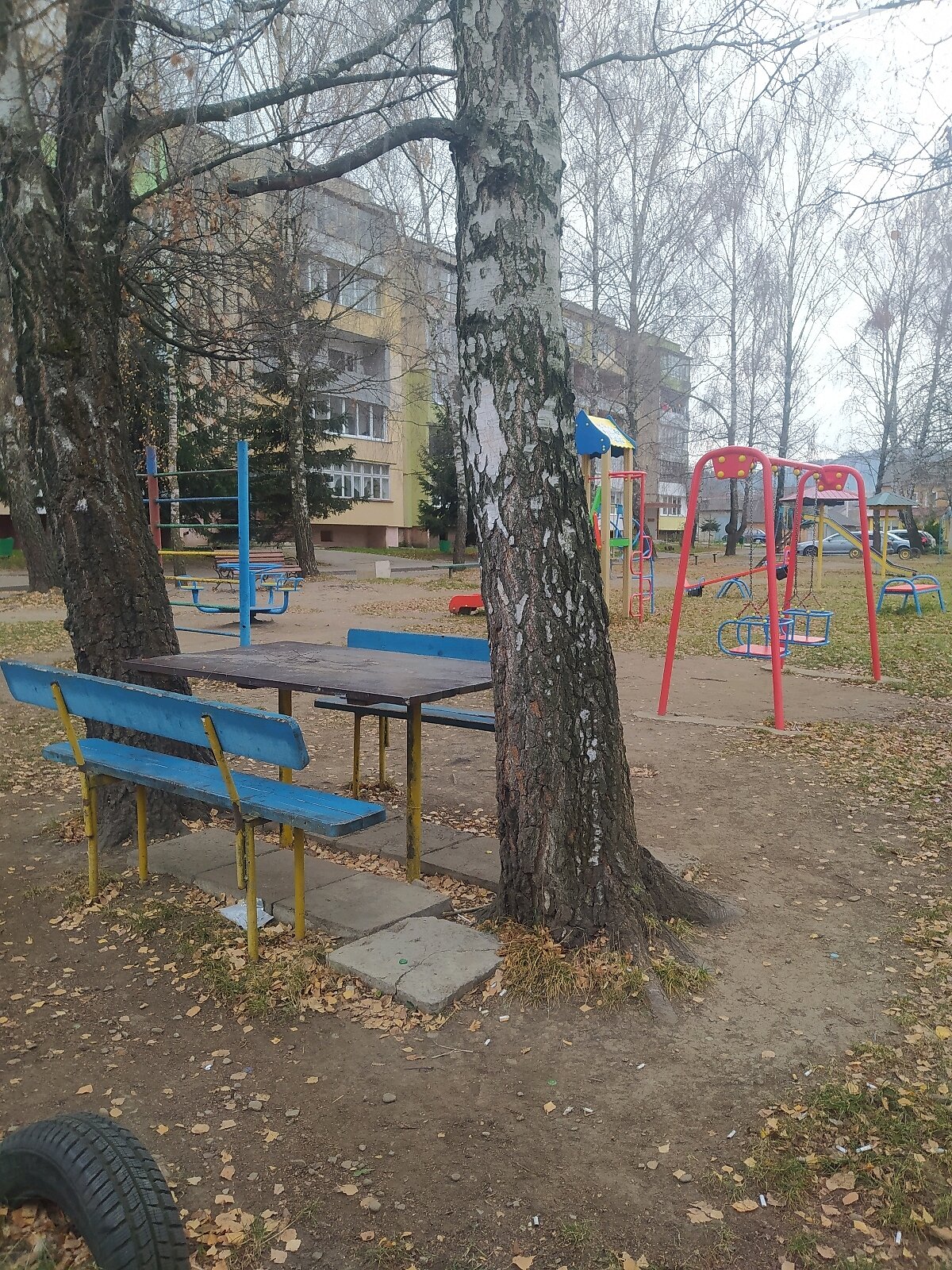Продаж трикімнатної квартири в Старому Самборі, на вул. Дністрова 87, район Смільниця фото 1 Продаж трикімнатної квартири в Старому Самборі, на вул. Дністрова 87, район Смільниця фото 1