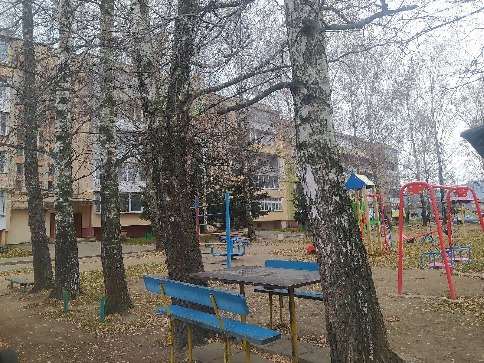 Продаж трикімнатної квартири в Старому Самборі, на вул. Дністрова 87, район Смільниця фото 1 Продаж трикімнатної квартири в Старому Самборі, на вул. Дністрова 87, район Смільниця фото 1